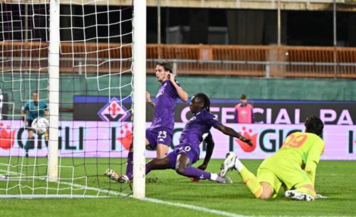 ฟลอเรนซ์ vs โรม่า