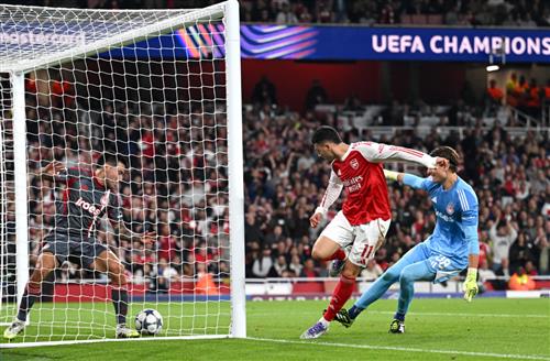 อาร์เซน่อล vs โอลิมเปียกอส