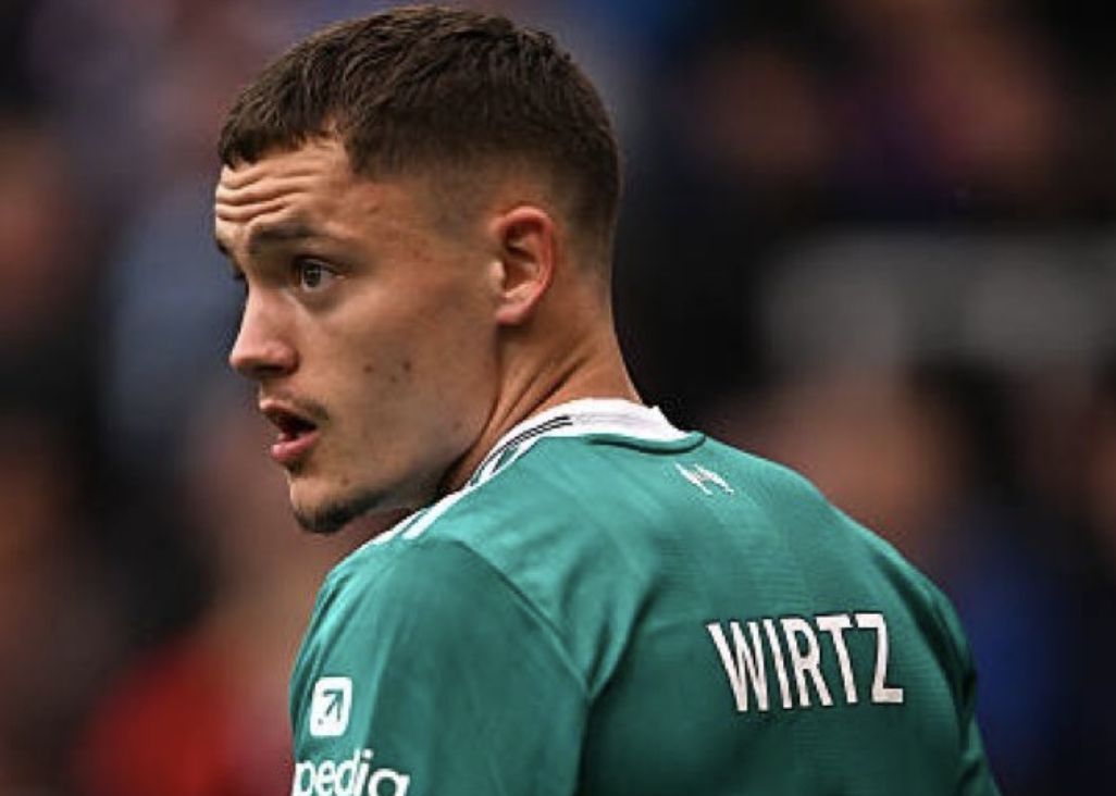 สถิติเกมเต็มของเวิร์ตซ์ ทำได้เพียง 1 ประตู 2 เลี้ยงบอล 1 ชัยชนะในการเล่น 83 นาที