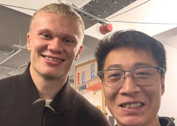 นักชิมเกม? สื่ออังกฤษ: จานพิเศษของร้านอาหารจีนตั้งชื่อตามฮาแลนด์