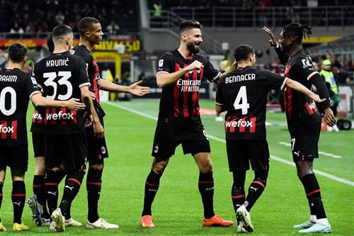 เอซี มิลาน vs ฟิออเรนติน่า