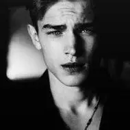 6686体育金牌作者Yvette