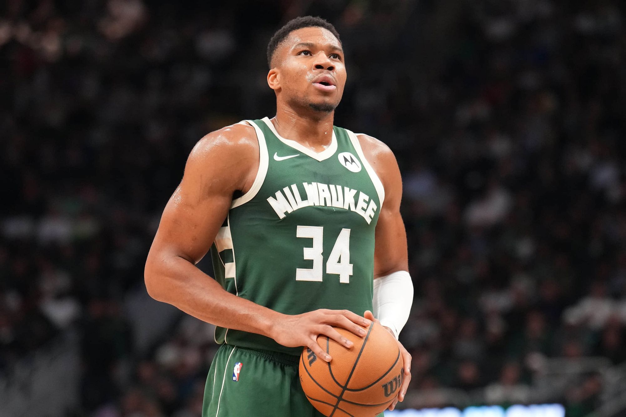 Antetokounmpo พูดถึงความล้มเหลว: ความเหนื่อยล้าแบบแบ็คทูแบ็คไม่สามารถใช้เป็นข้อแก้ตัวได้ เลเกอร์สก็หันหลังชนกันเช่นกัน